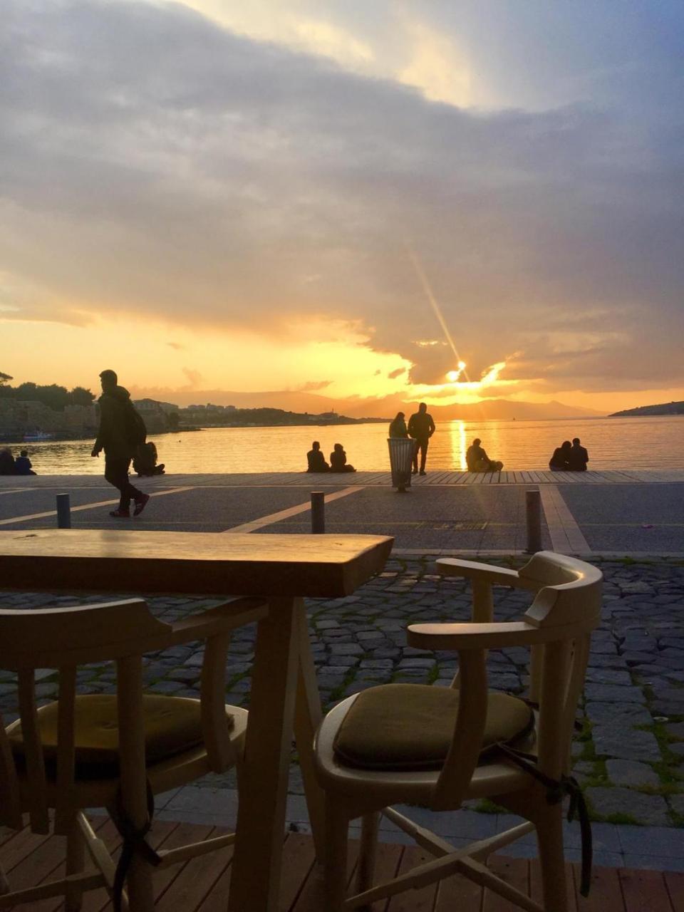 Ayshe Hotel Foça Ruang foto